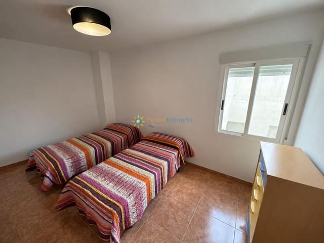 4 bedroom Apartment for rent in Xeraco - € 900 (Ref: 9895230)