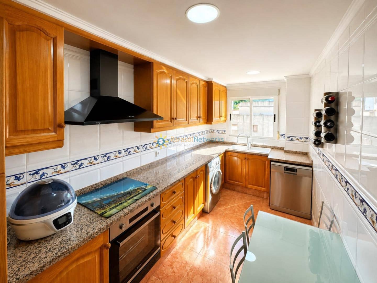 4 bedroom Apartment for rent in Xeraco - € 900 (Ref: 9895230)