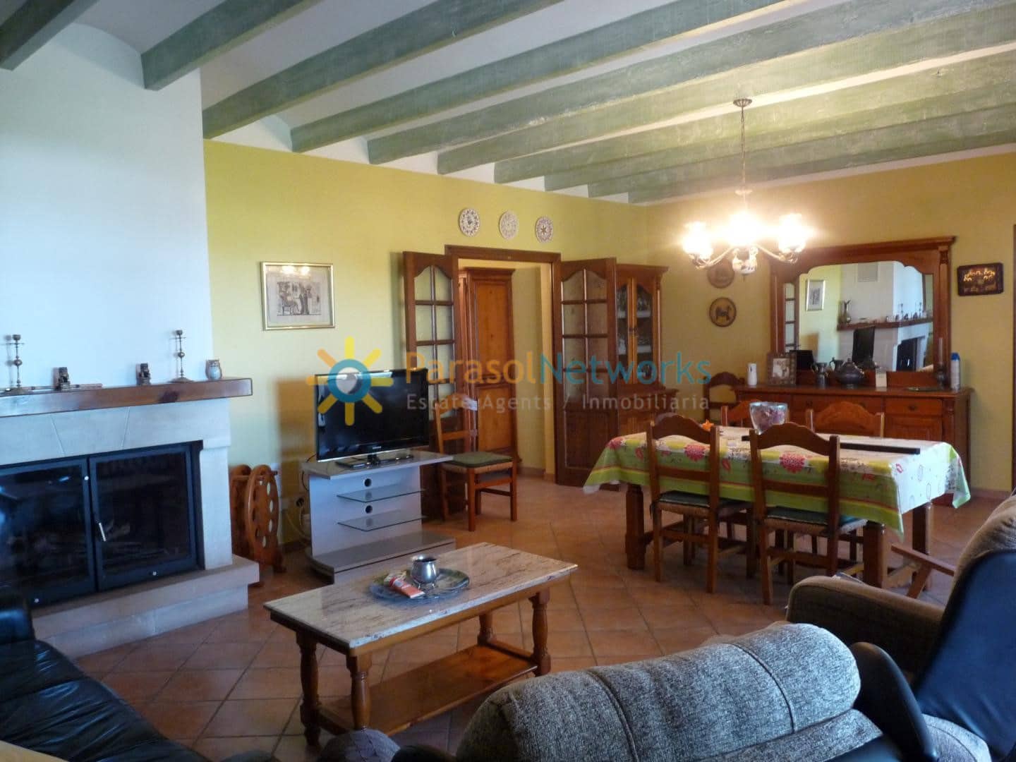 5 bedroom Villa for rent in La Font d'En Carros with pool garage - € 1,400 (Ref: 9895233)