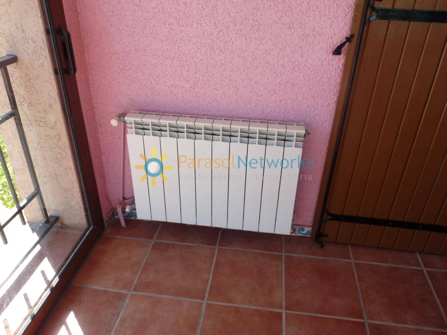 5 bedroom Villa for rent in La Font d'En Carros with pool garage - € 1,400 (Ref: 9895233)