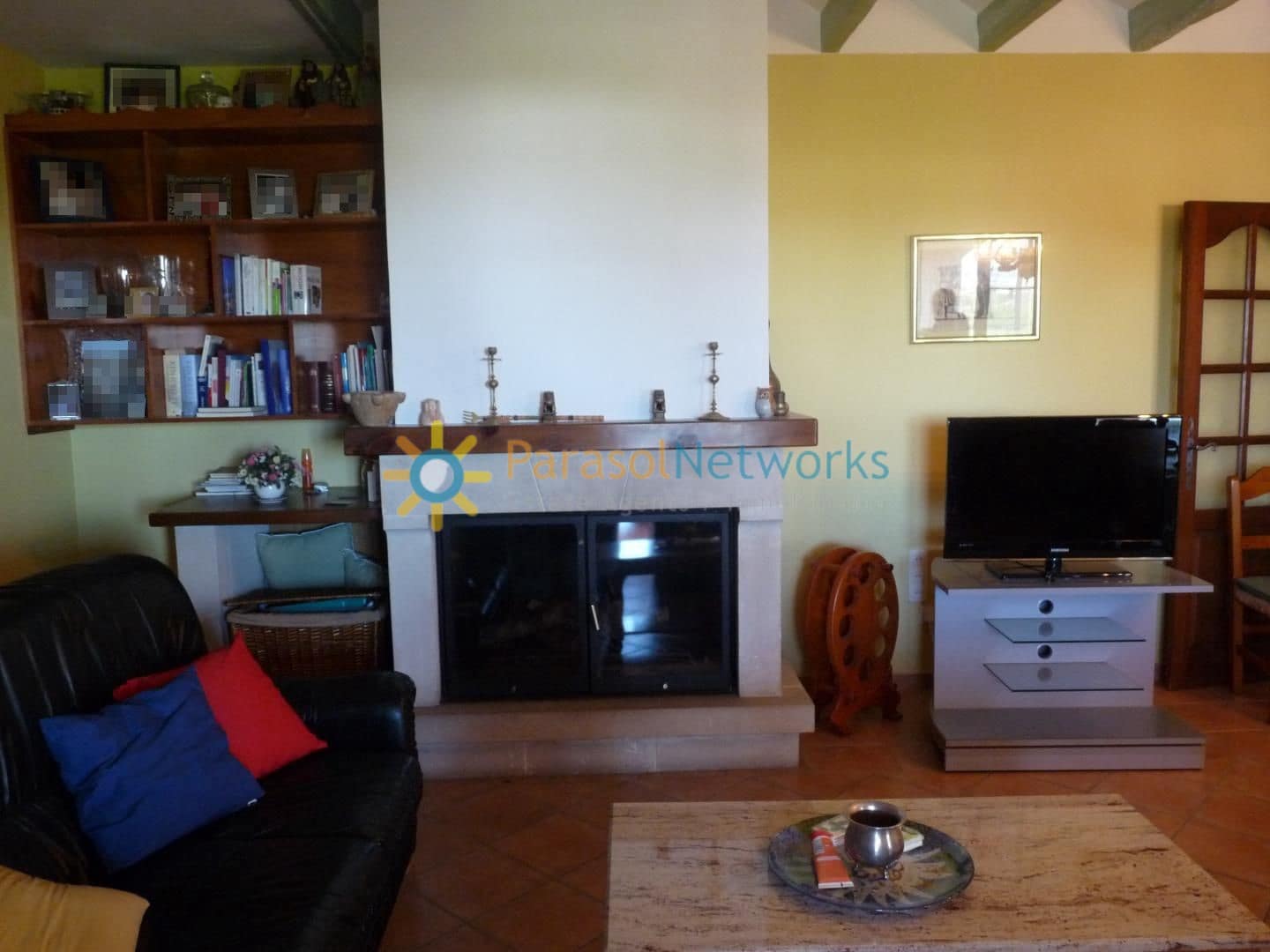 5 bedroom Villa for rent in La Font d'En Carros with pool garage - € 1,400 (Ref: 9895233)