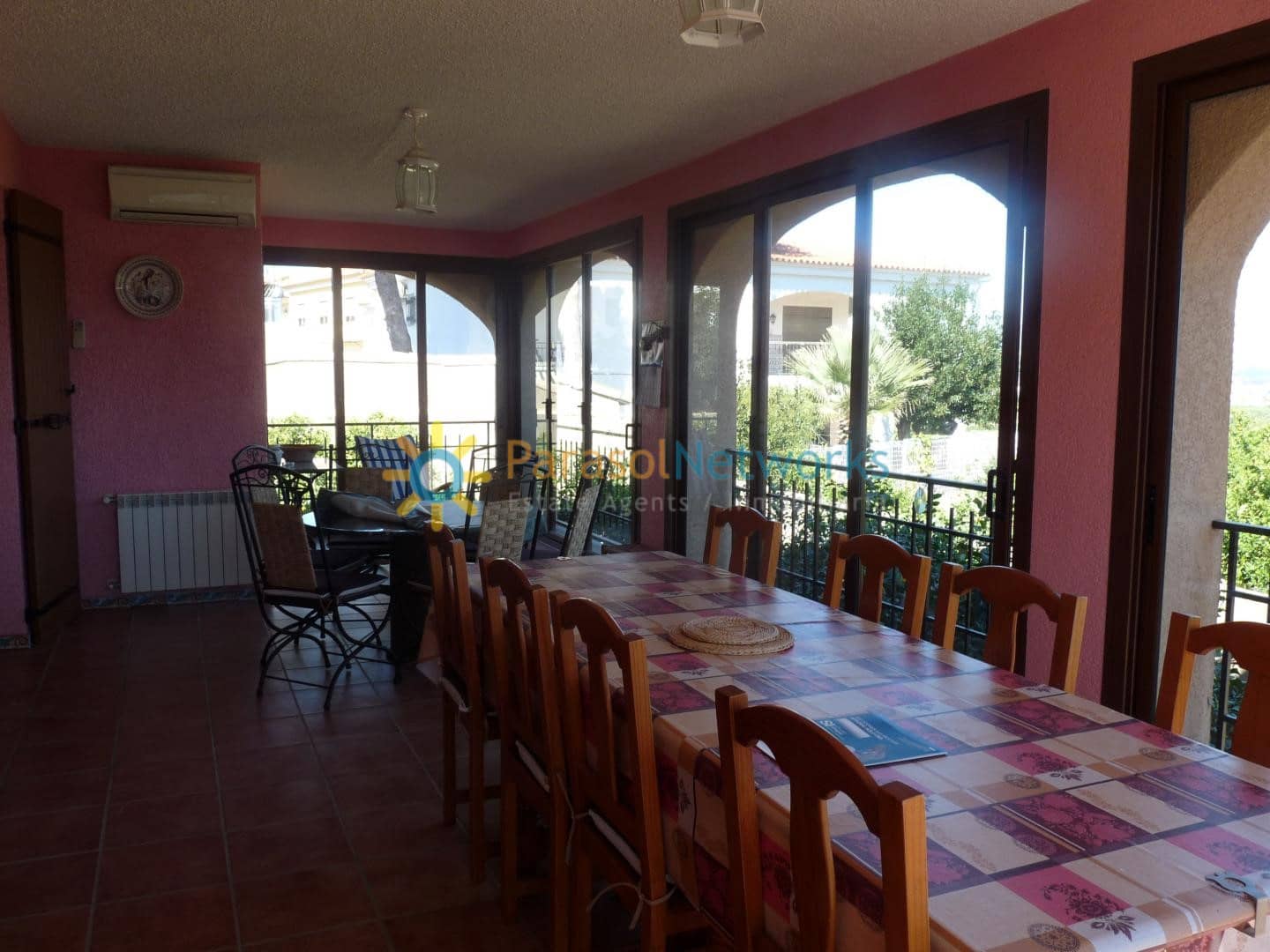 5 bedroom Villa for rent in La Font d'En Carros with pool garage - € 1,400 (Ref: 9895233)