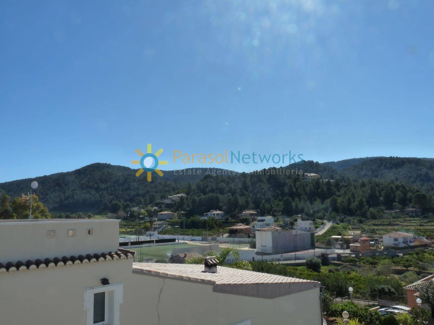5 bedroom Villa for rent in La Font d'En Carros with pool garage - € 1,400 (Ref: 9895233)