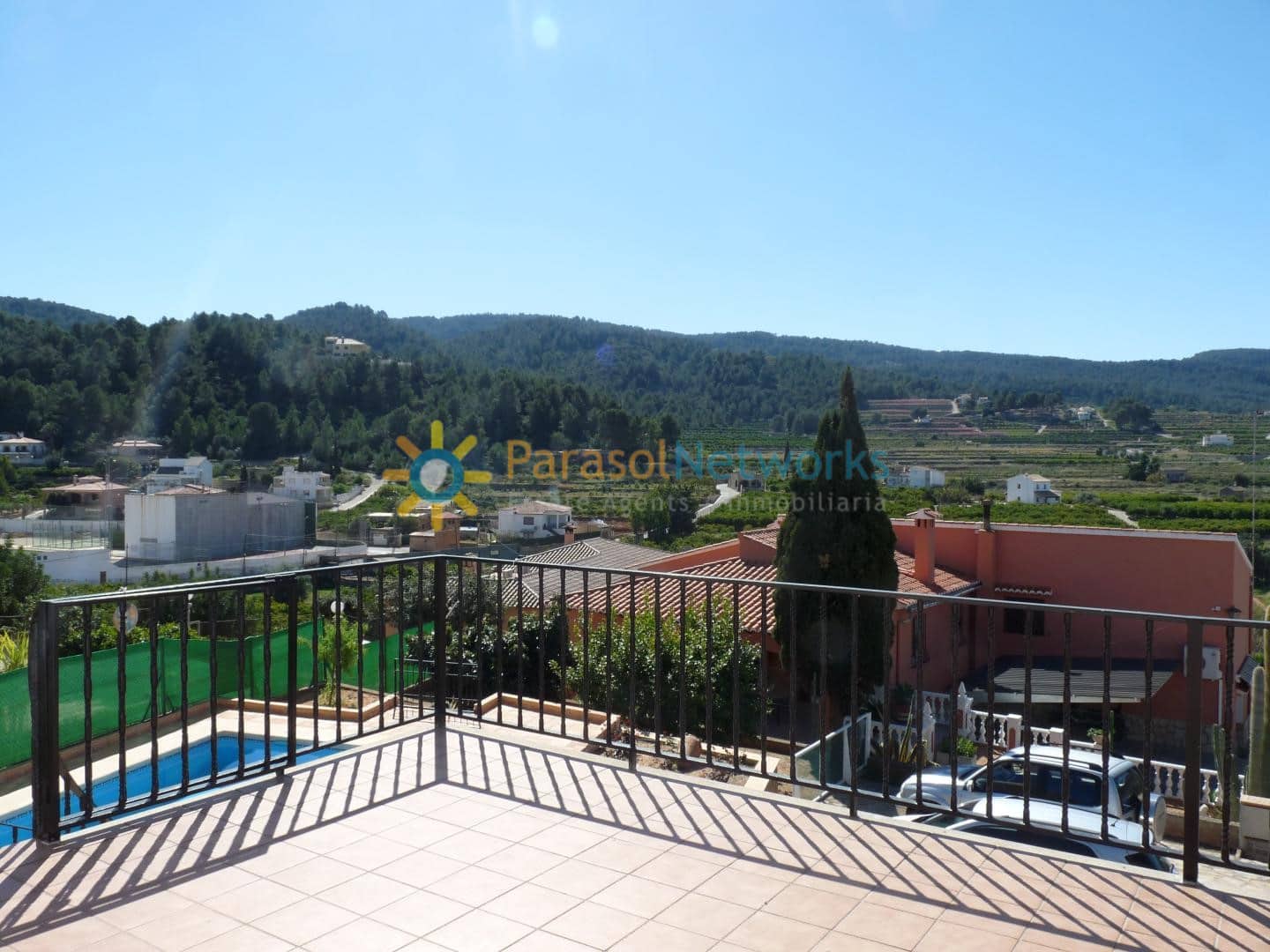 5 bedroom Villa for rent in La Font d'En Carros with pool garage - € 1,400 (Ref: 9895233)