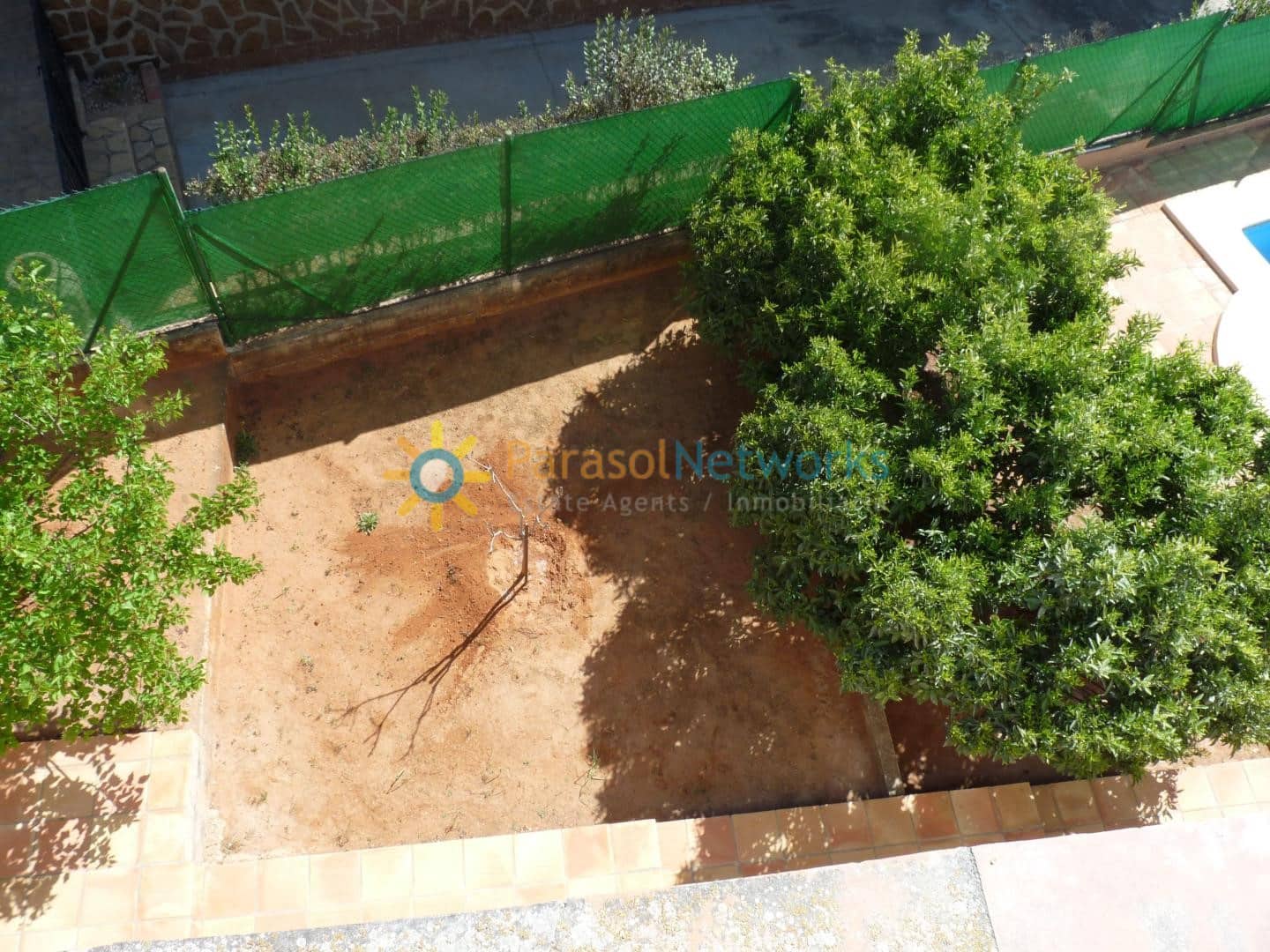 5 bedroom Villa for rent in La Font d'En Carros with pool garage - € 1,400 (Ref: 9895233)