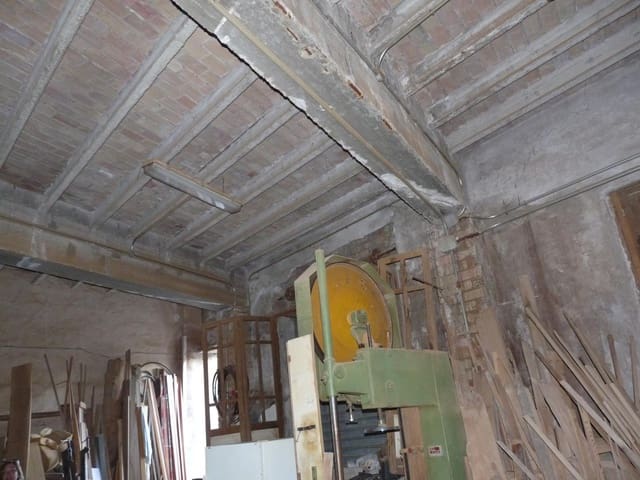 Commercial for sale in La Font d'En Carròs - € 80,000 (Ref: 9897333)
