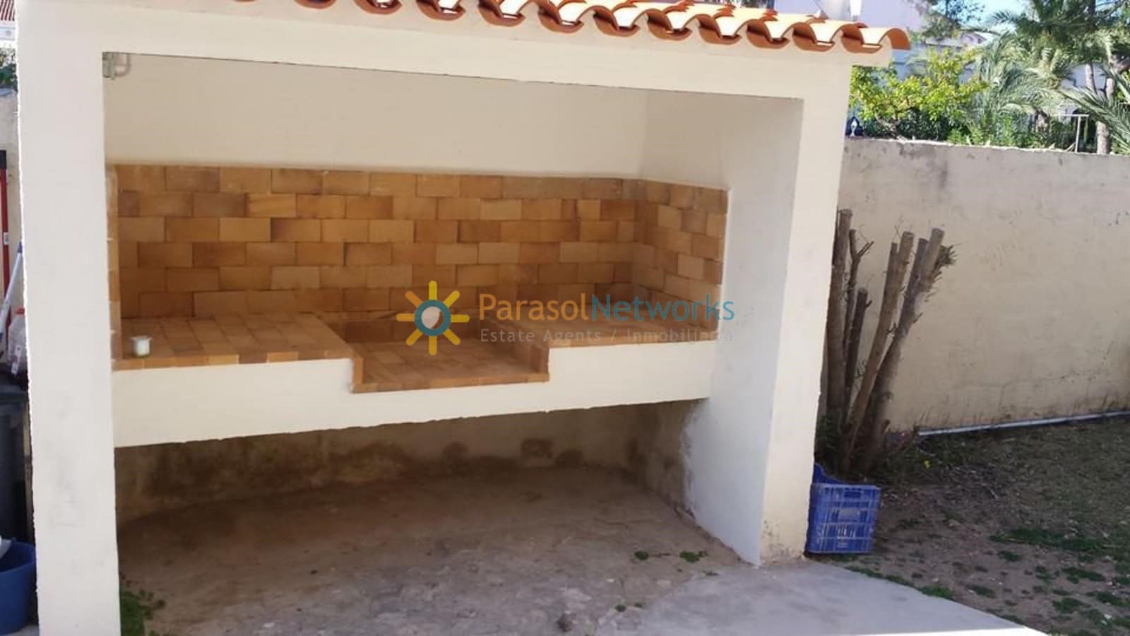 4 quarto Moradia para arrendar em Denia com garagem - 1 000 € (Ref: 9908890)