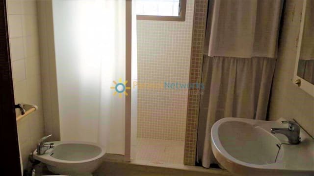 4 quarto Moradia para arrendar em Dénia com garagem - 1 000 € (Ref: 9908890)