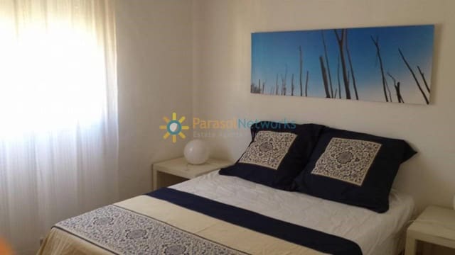 4 quarto Moradia para arrendar em Dénia com garagem - 1 000 € (Ref: 9908890)