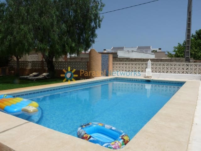 3 soveværelse Villa til leje i Oliva Playa, Oliva med swimmingpool garage - € 1.200 (Ref: 9908891)
