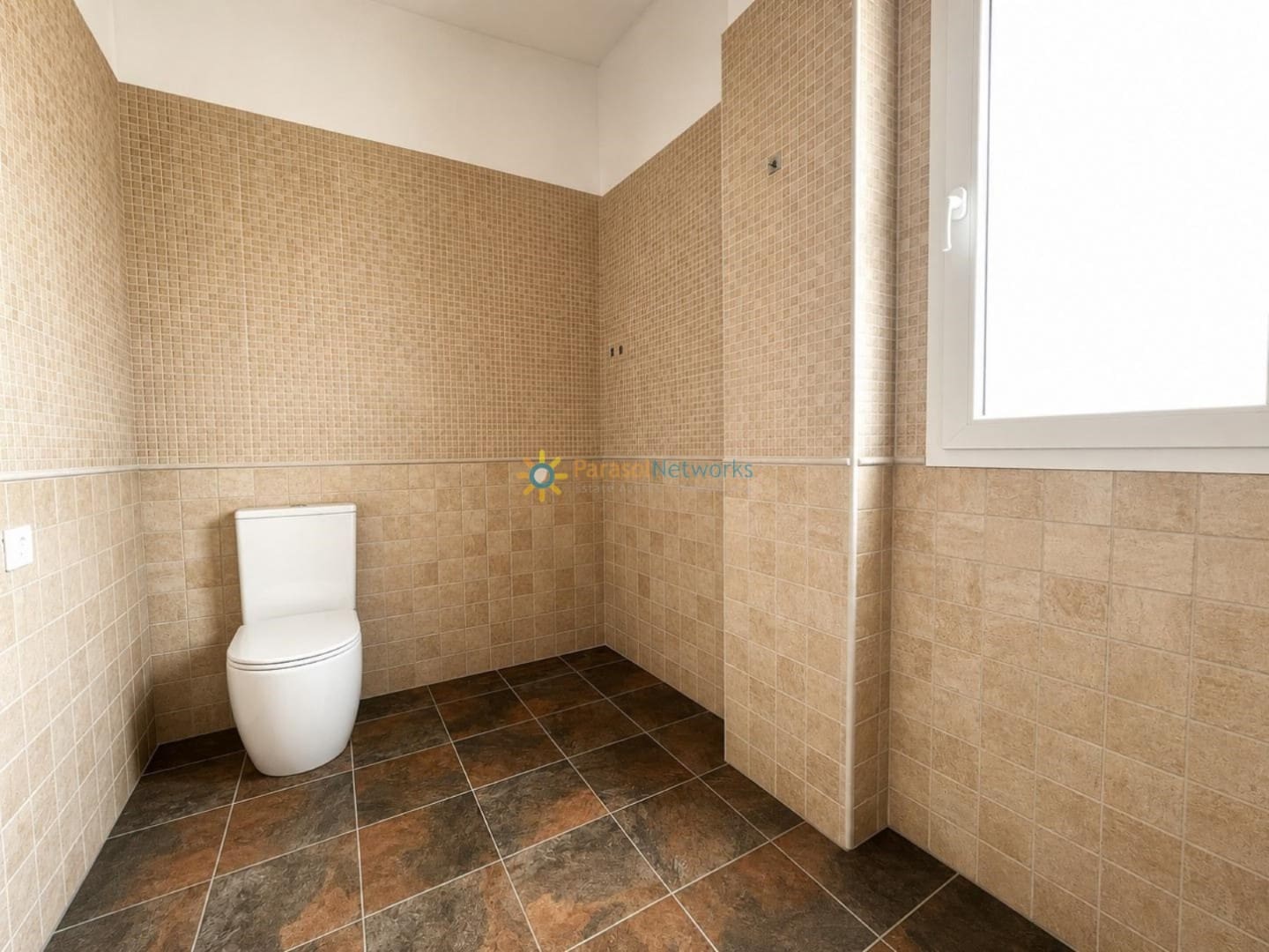 Chalet de 3 habitaciones en L'Enova en venta con piscina garaje - 285.000 € (Ref: 9911794)