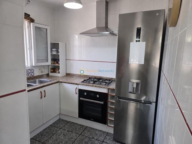 2 sypialnia Willa na sprzedaż w Oliva Playa, Oliva z basenem garażem - 250 000 € (Ref: 9921131)