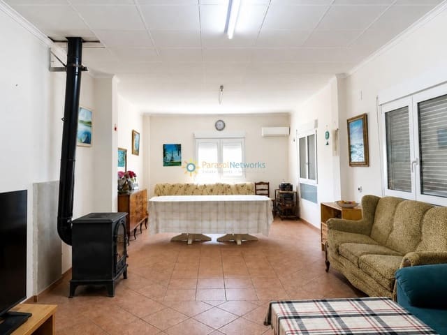 4 quarto Moradia para venda em Ontinyent com garagem - 220 000 € (Ref: 9928268)