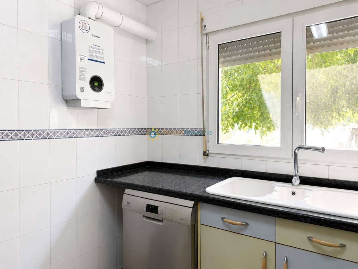 4 soverom Villa til salgs i Ontinyent med garasje - € 220 000 (Ref: 9928268)