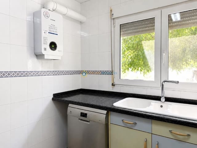 4 quarto Moradia para venda em Ontinyent com garagem - 220 000 € (Ref: 9928268)
