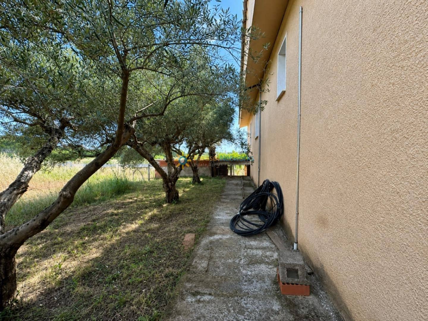 4 soverom Villa til salgs i Ontinyent med garasje - € 220 000 (Ref: 9928268)