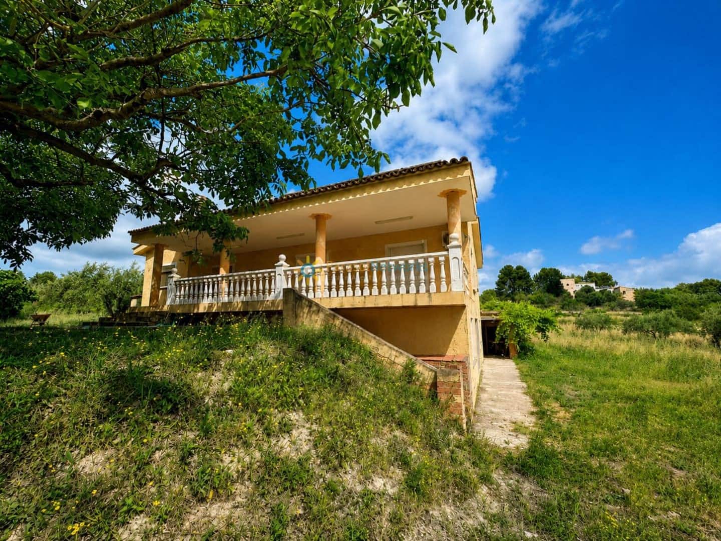 4 soverom Villa til salgs i Ontinyent med garasje - € 220 000 (Ref: 9928268)