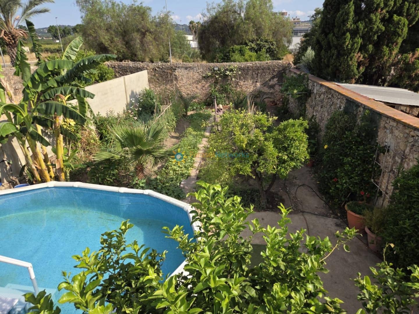 8 bedroom Townhouse for sale in Alcantera de Xuquer - € 200,000 (Ref: 9928452)