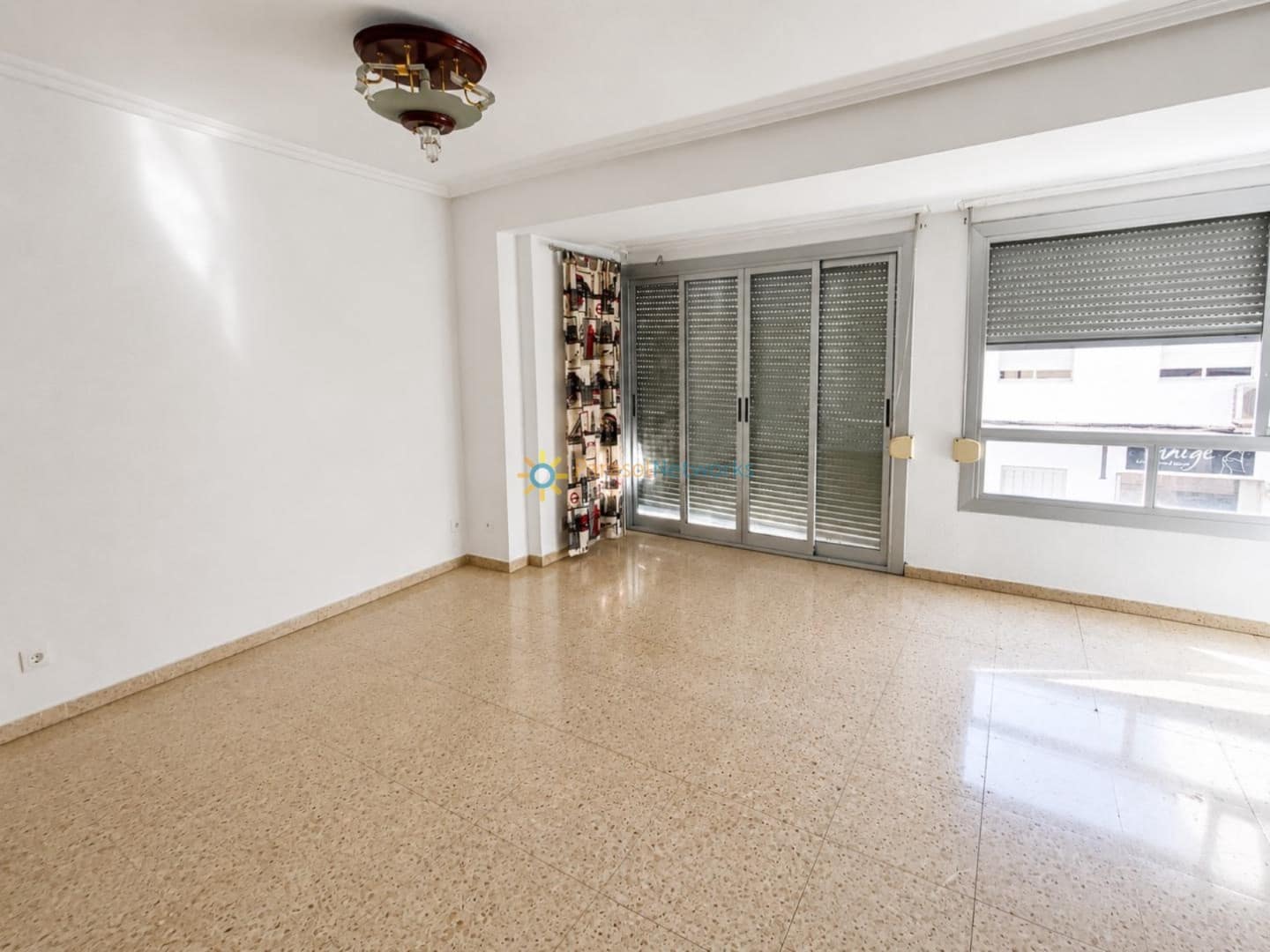 4 Zimmer Apartment zu verkaufen in Oliva - 120.000 € (Ref: 9928484)