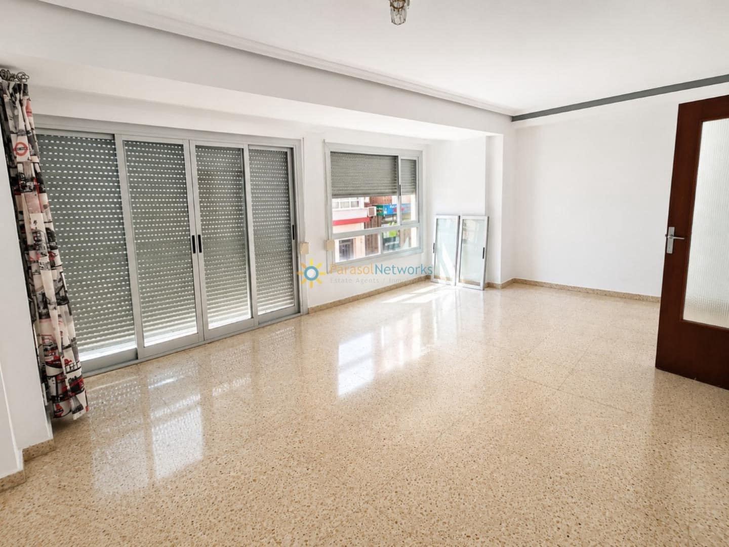 4 Zimmer Apartment zu verkaufen in Oliva - 120.000 € (Ref: 9928484)