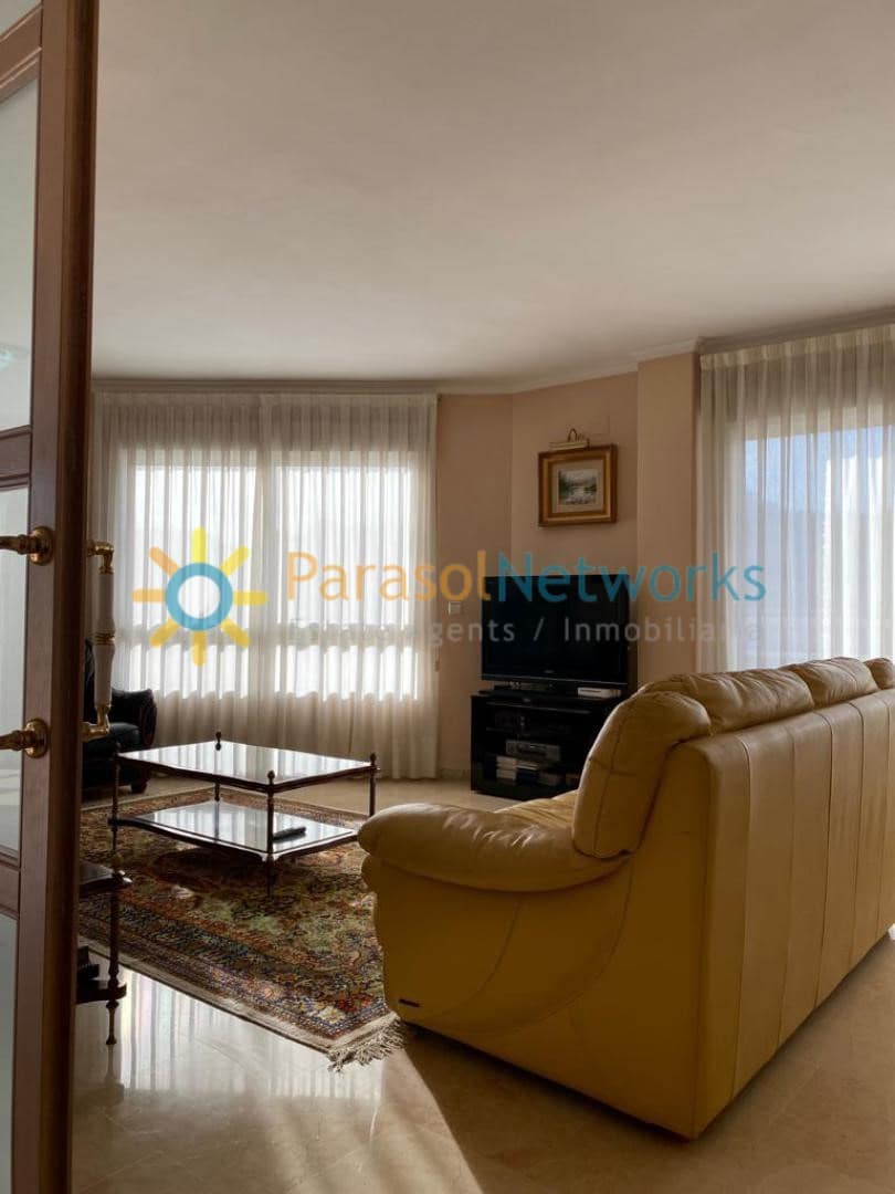2 bedroom Apartment for rent in Gandia - € 1,200 (Ref: 9928521)