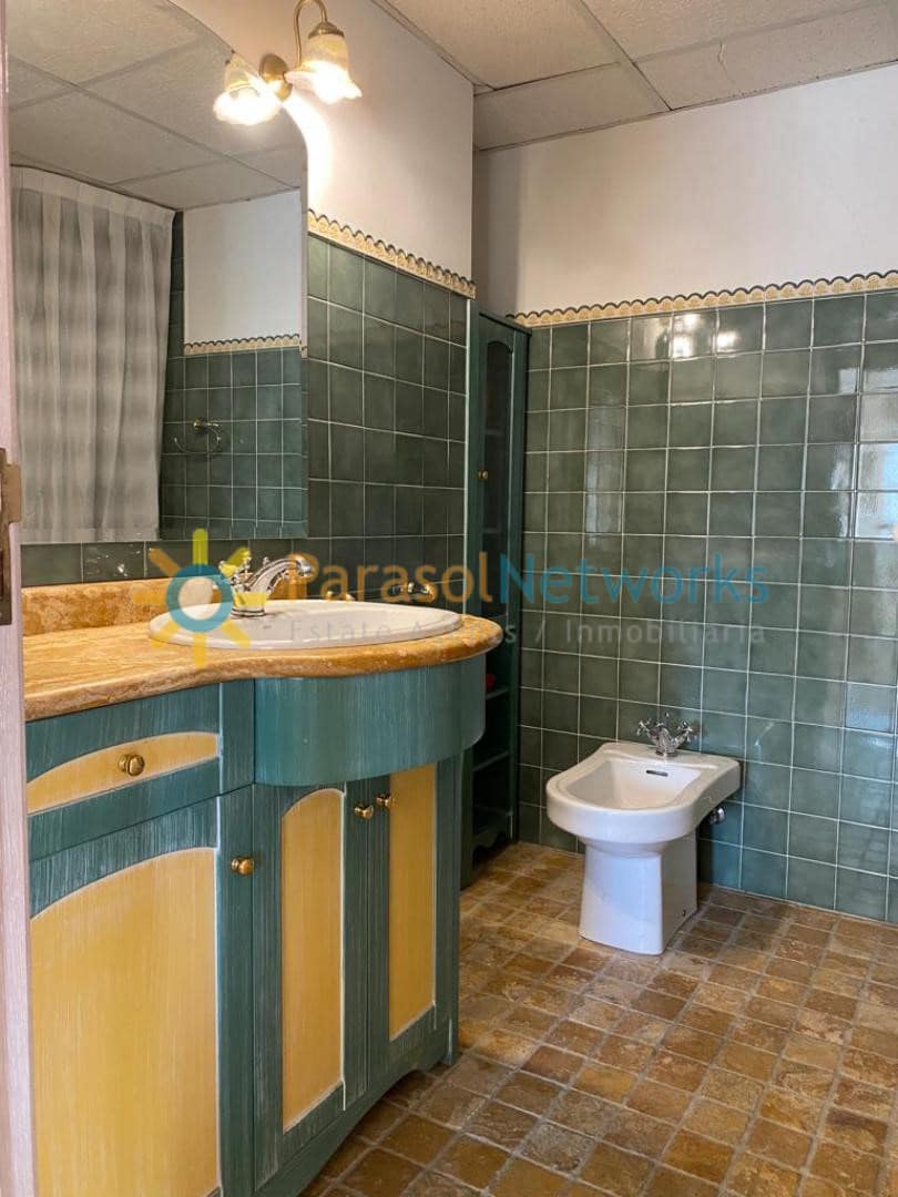 2 bedroom Apartment for rent in Gandia - € 1,200 (Ref: 9928521)