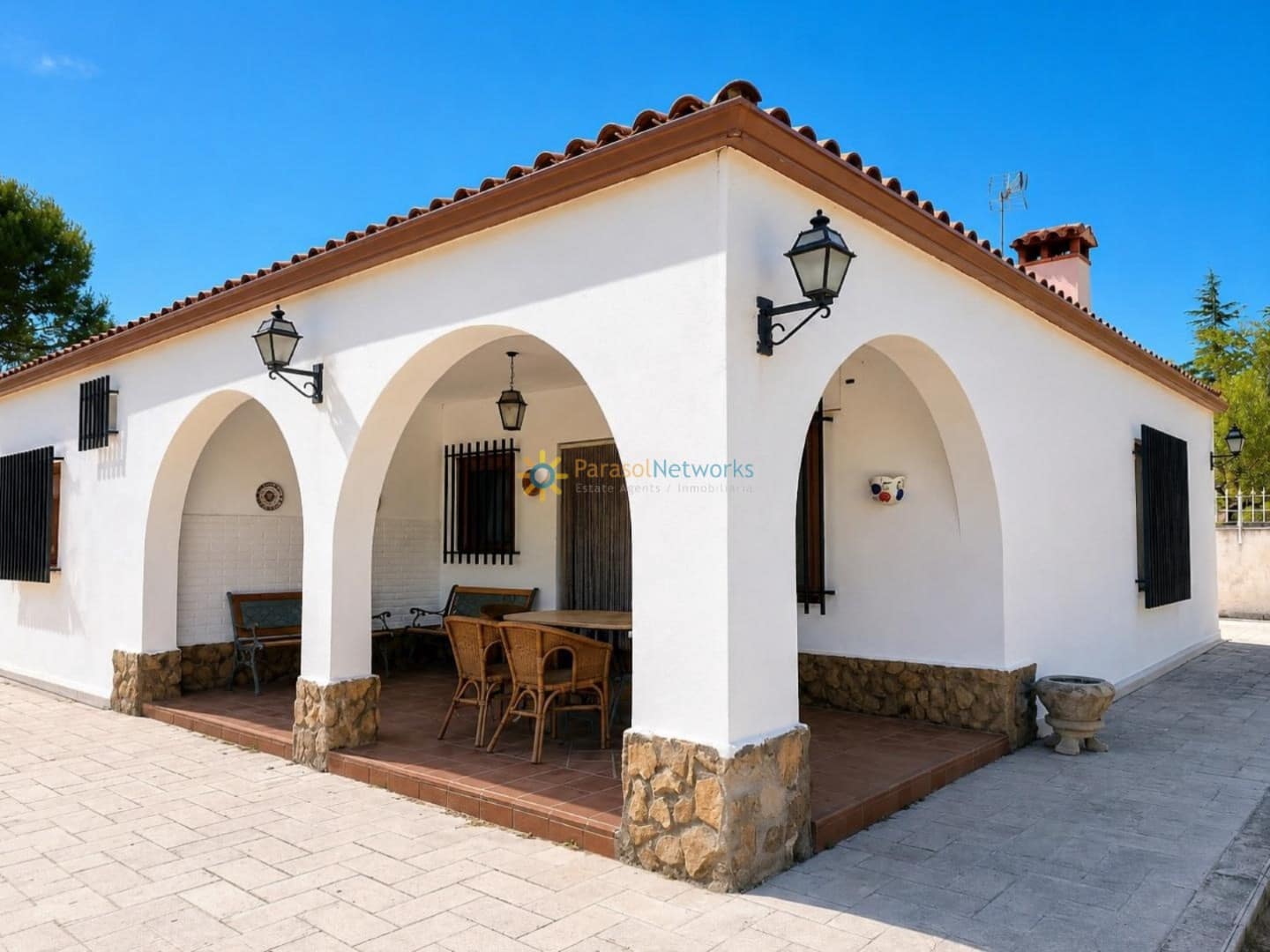 3 quarto Moradia para venda em Ontinyent com piscina garagem - 325 000 € (Ref: 9932148)