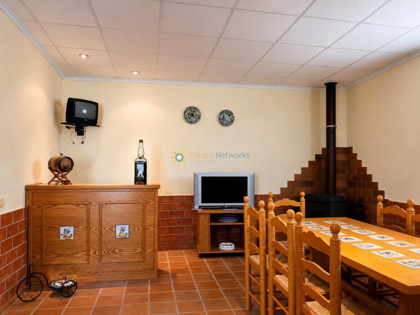 3 quarto Moradia para venda em Ontinyent com piscina garagem - 325 000 € (Ref: 9932148)