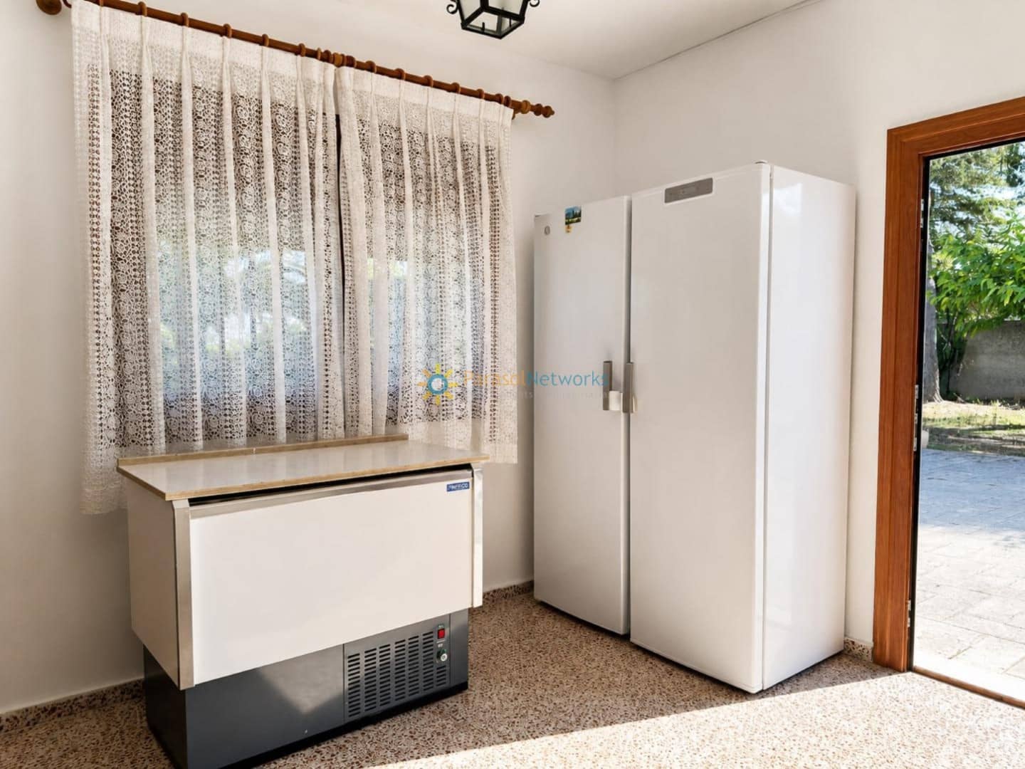 3 quarto Moradia para venda em Ontinyent com piscina garagem - 325 000 € (Ref: 9932148)