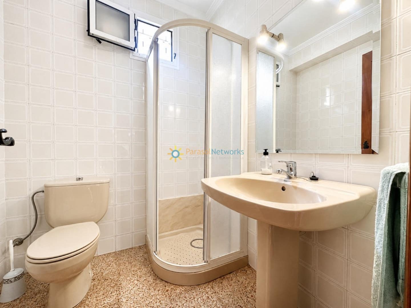3 quarto Moradia para venda em Ontinyent com piscina garagem - 325 000 € (Ref: 9932148)