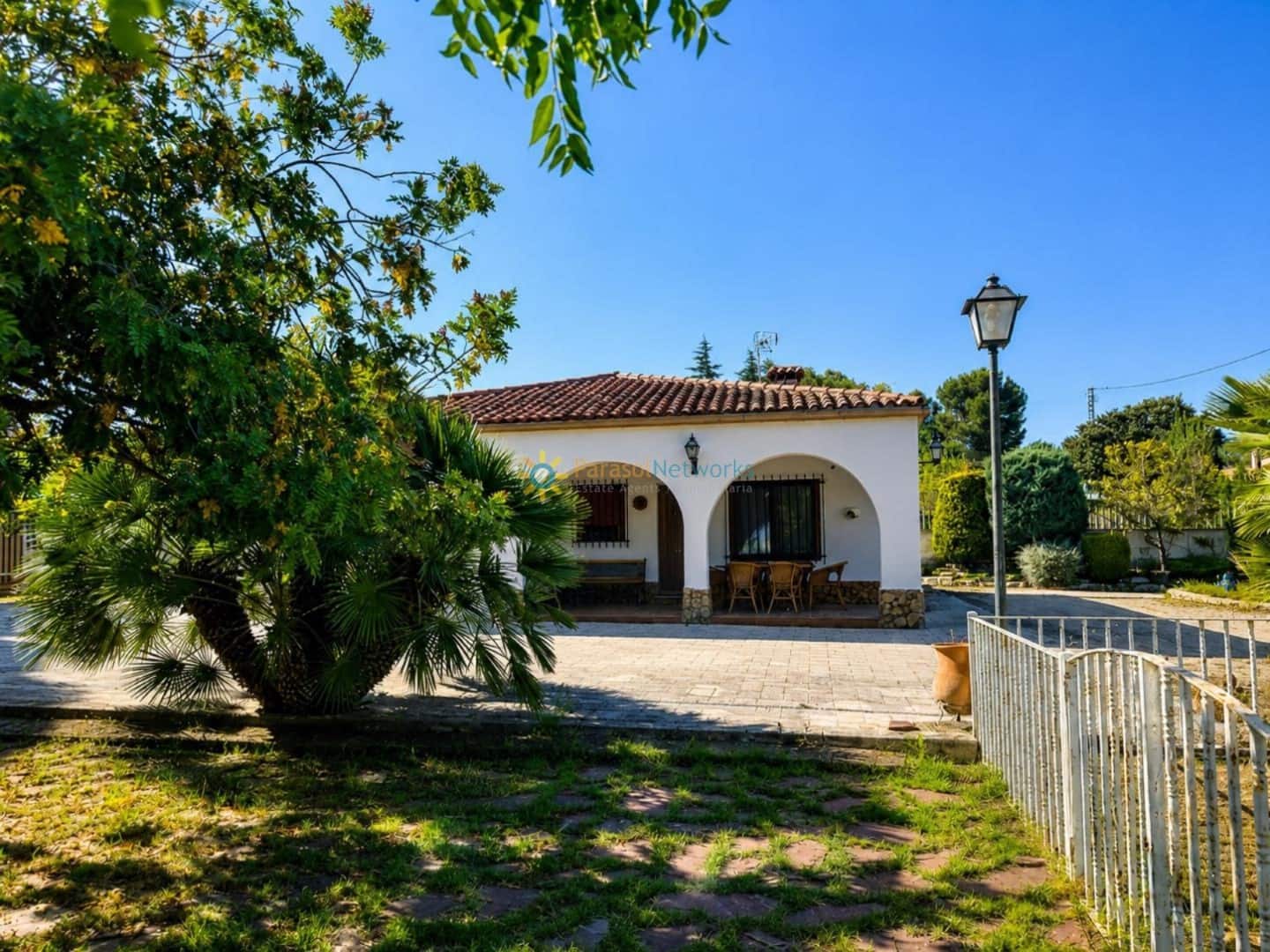 3 quarto Moradia para venda em Ontinyent com piscina garagem - 325 000 € (Ref: 9932148)