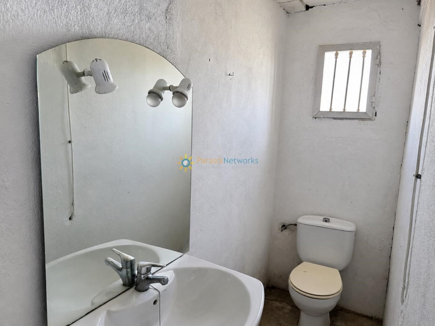 1 sypialnia Willa na sprzedaż w Cotes z basenem garażem - 82 000 € (Ref: 9972327)