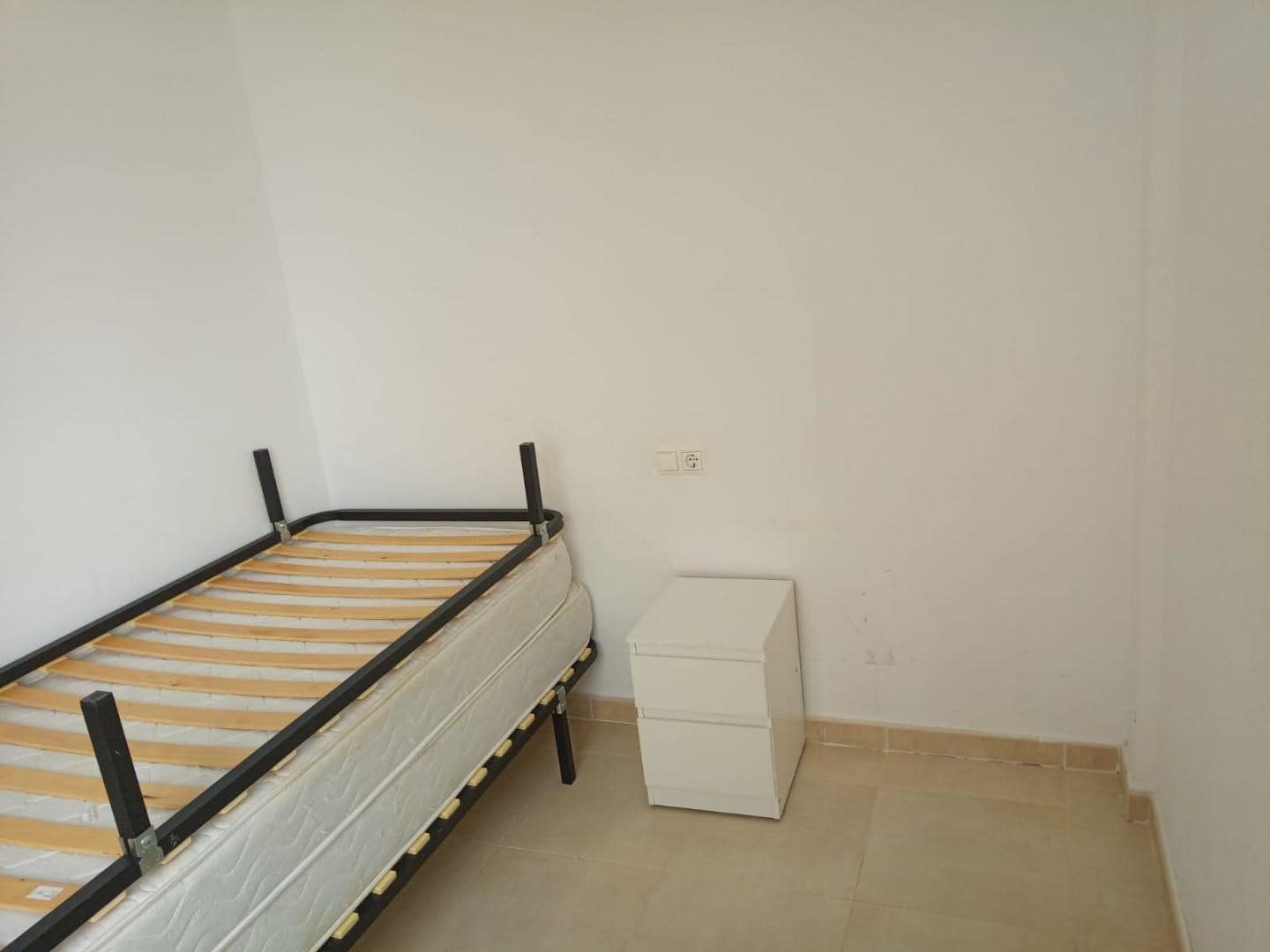 3 quarto Penthouse para arrendar em Villalonga com garagem - 800 € (Ref: 9978043)