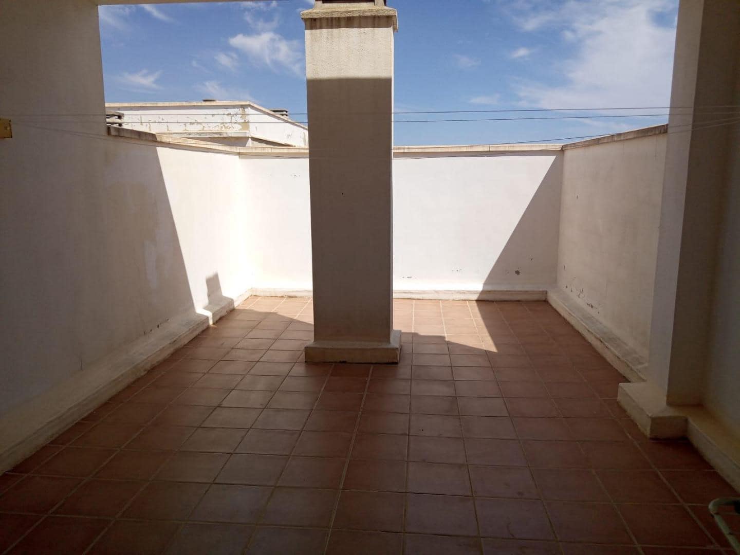 3 quarto Penthouse para arrendar em Villalonga com garagem - 800 € (Ref: 9978043)