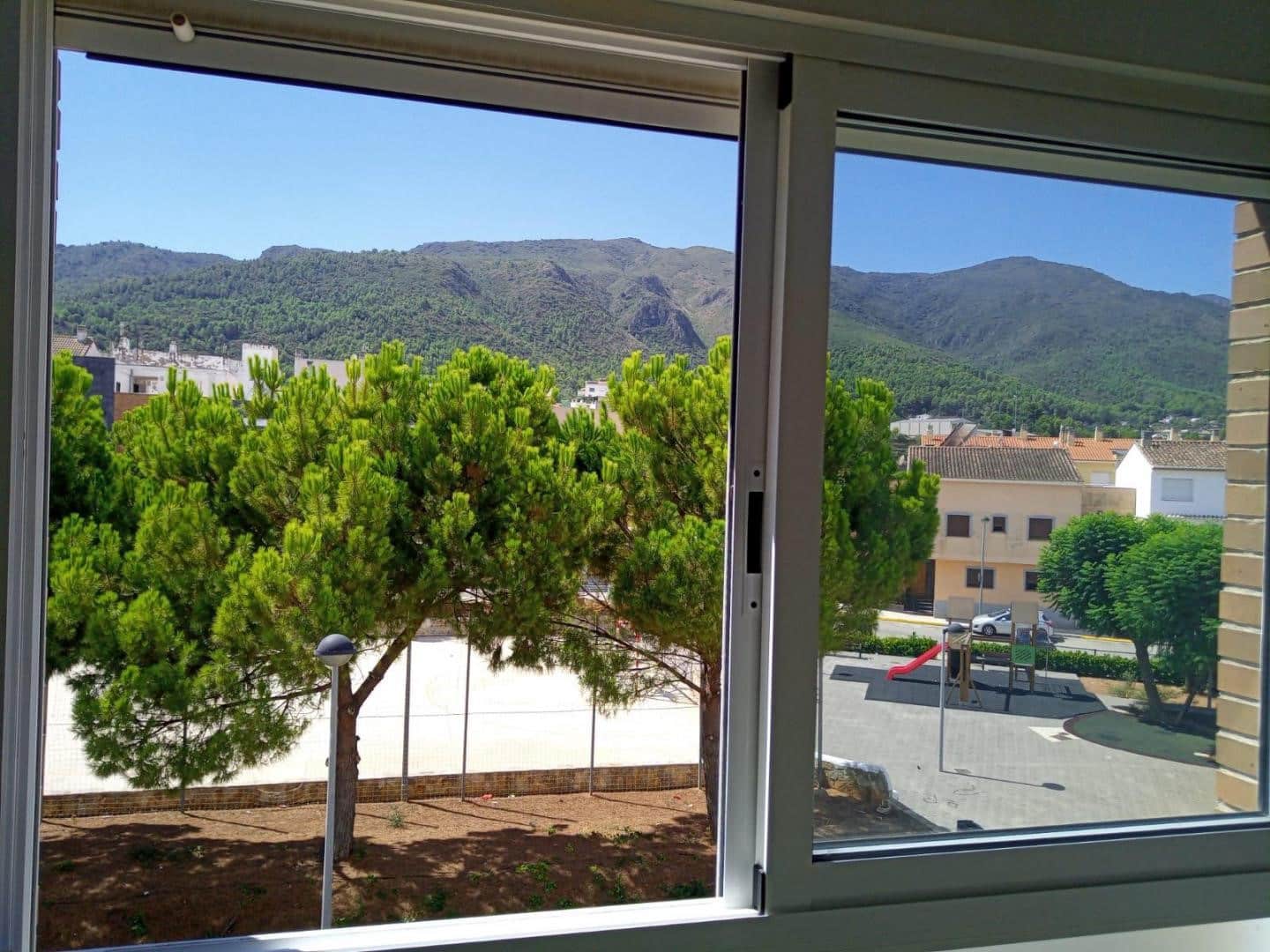 3 quarto Penthouse para arrendar em Villalonga com garagem - 800 € (Ref: 9978043)