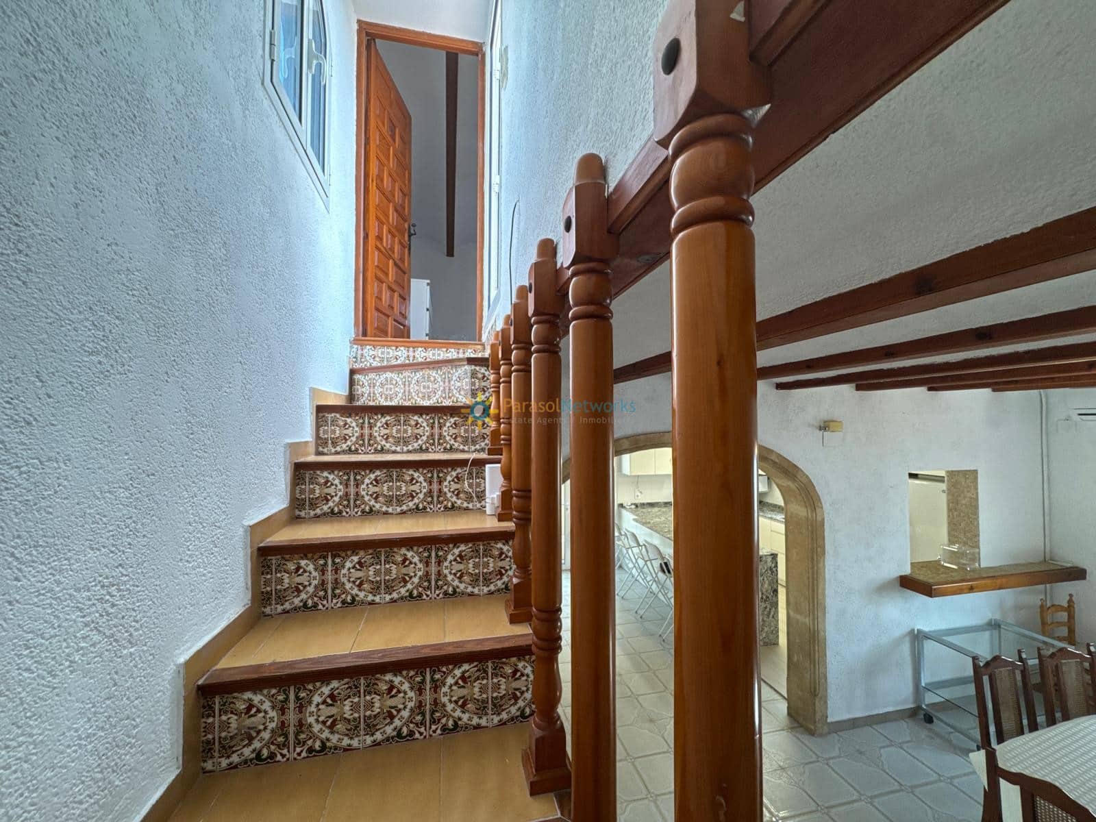 4 sypialnia Willa do wynajęcia w Oliva z garażem - 1 250 € (Ref: 9978049)