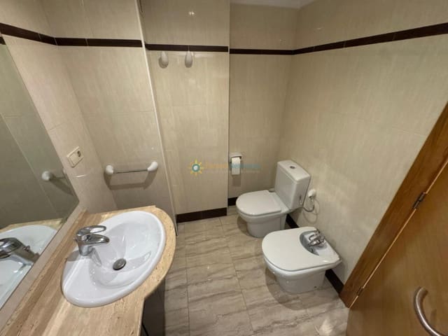 4 soverom Leilighet til leie i Oliva Pueblo, Oliva - € 800 (Ref: 9978050)