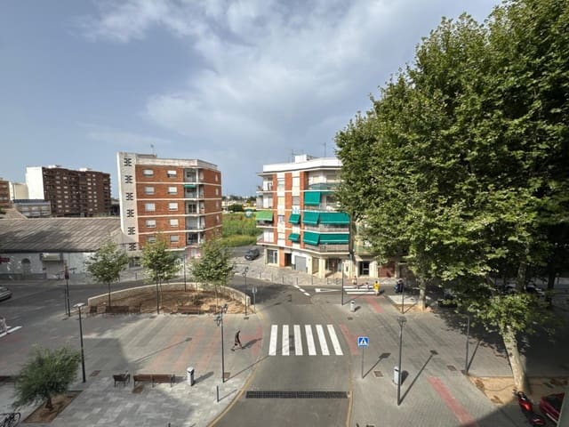 4 soverom Leilighet til leie i Oliva Pueblo, Oliva - € 800 (Ref: 9978050)