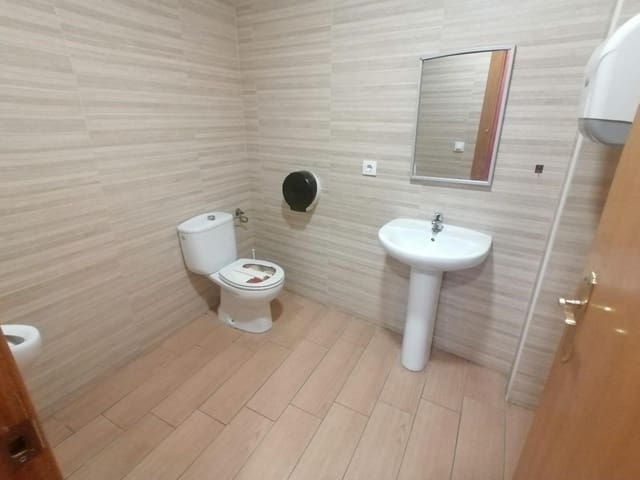 Bedrift til salgs i Oliva Pueblo, Oliva - € 80 000 (Ref: 9986140)