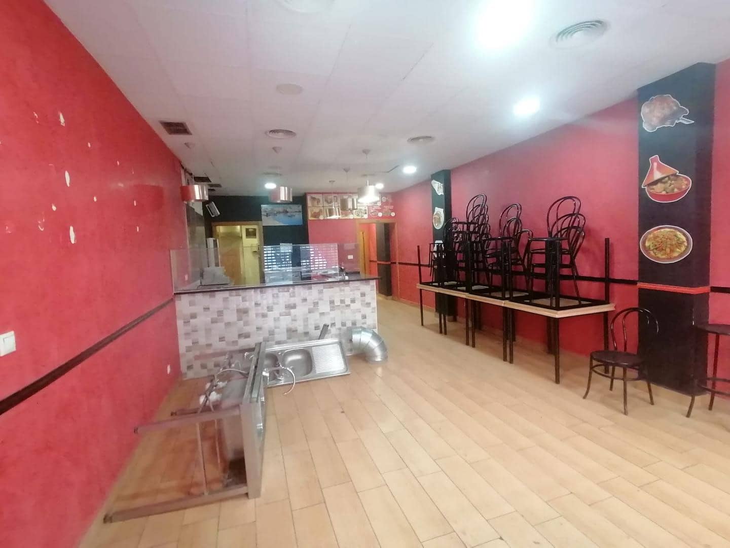 Yritys myytävänä paikassa Oliva - 80 000 € (Ref: 9986140)