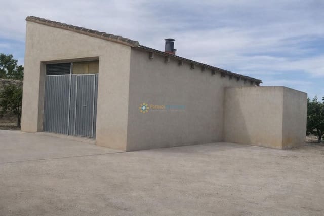 Villa for sale in Benigánim with garage - € 88,000 (Ref: 9987153)