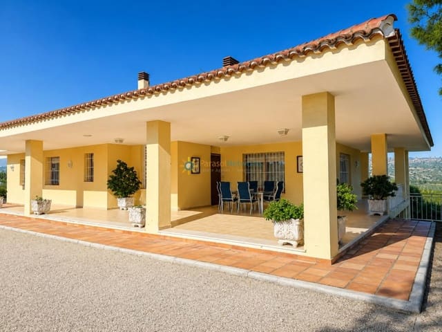 5 soverom Villa til salgs i Ontinyent med svømmebasseng garasje - € 470 000 (Ref: 9991907)