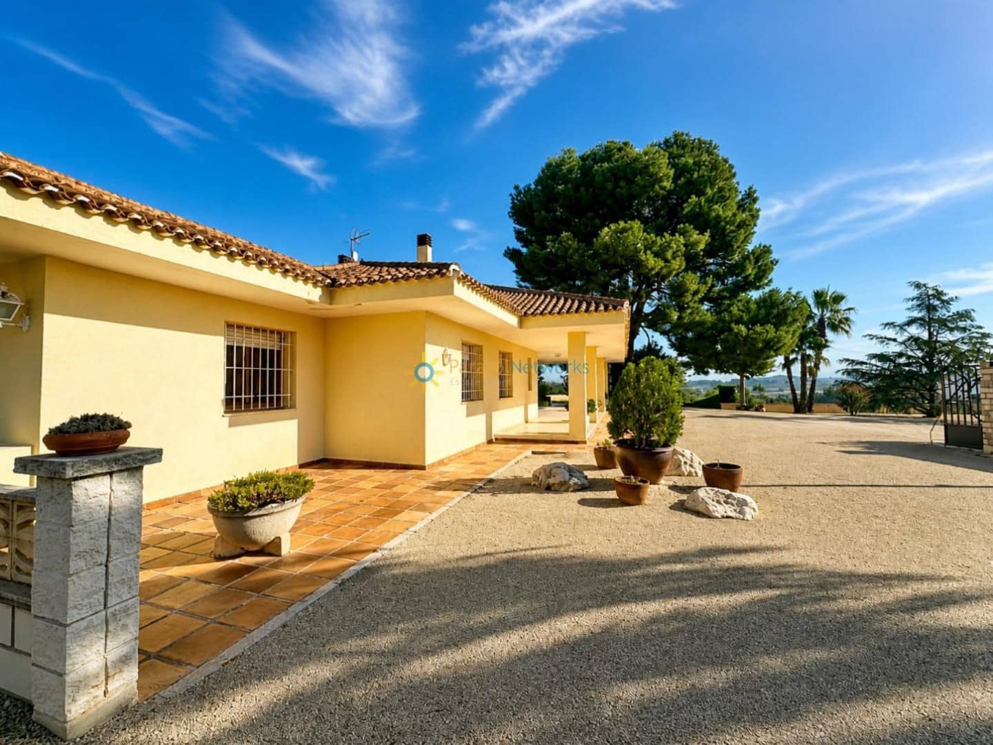 5 soverom Villa til salgs i Ontinyent med svømmebasseng garasje - € 470 000 (Ref: 9991907)