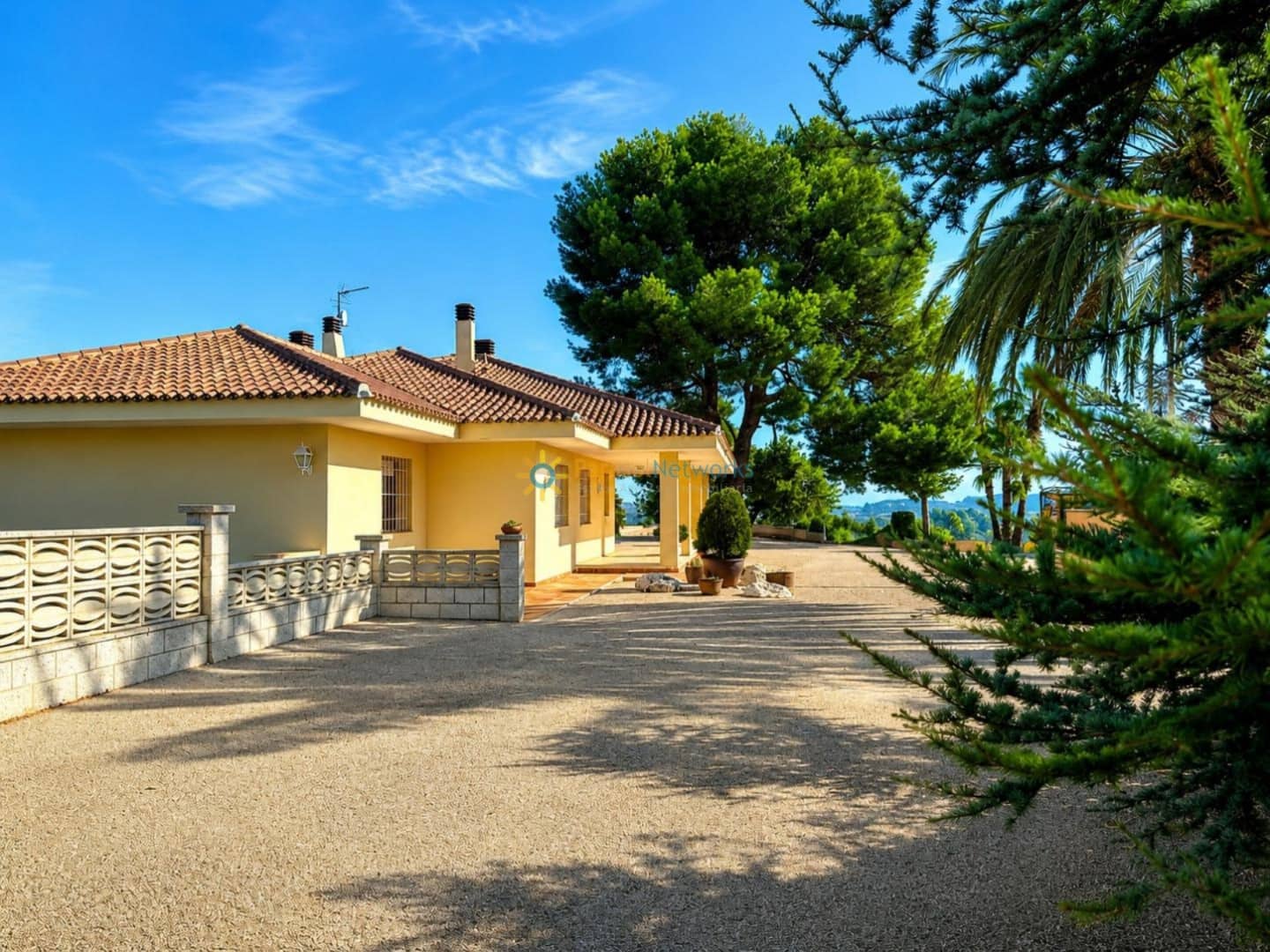 5 soverom Villa til salgs i Ontinyent med svømmebasseng garasje - € 470 000 (Ref: 9991907)