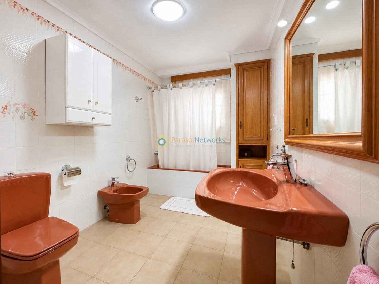 5 soverom Villa til salgs i Ontinyent med svømmebasseng garasje - € 470 000 (Ref: 9991907)