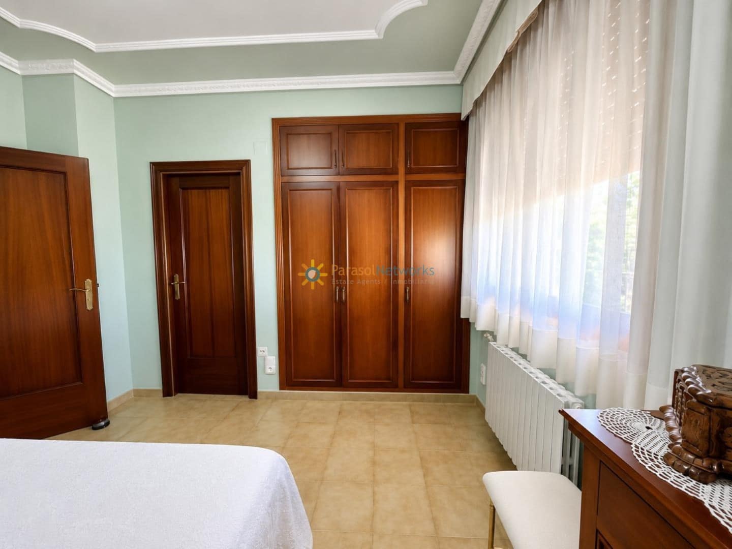 5 soverom Villa til salgs i Ontinyent med svømmebasseng garasje - € 470 000 (Ref: 9991907)