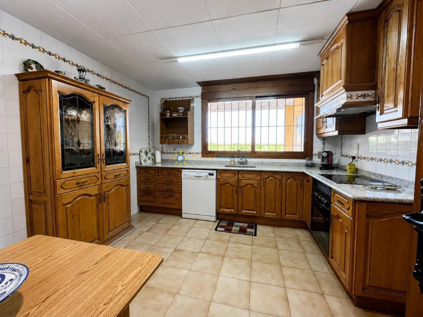 5 soverom Villa til salgs i Ontinyent med svømmebasseng garasje - € 470 000 (Ref: 9991907)