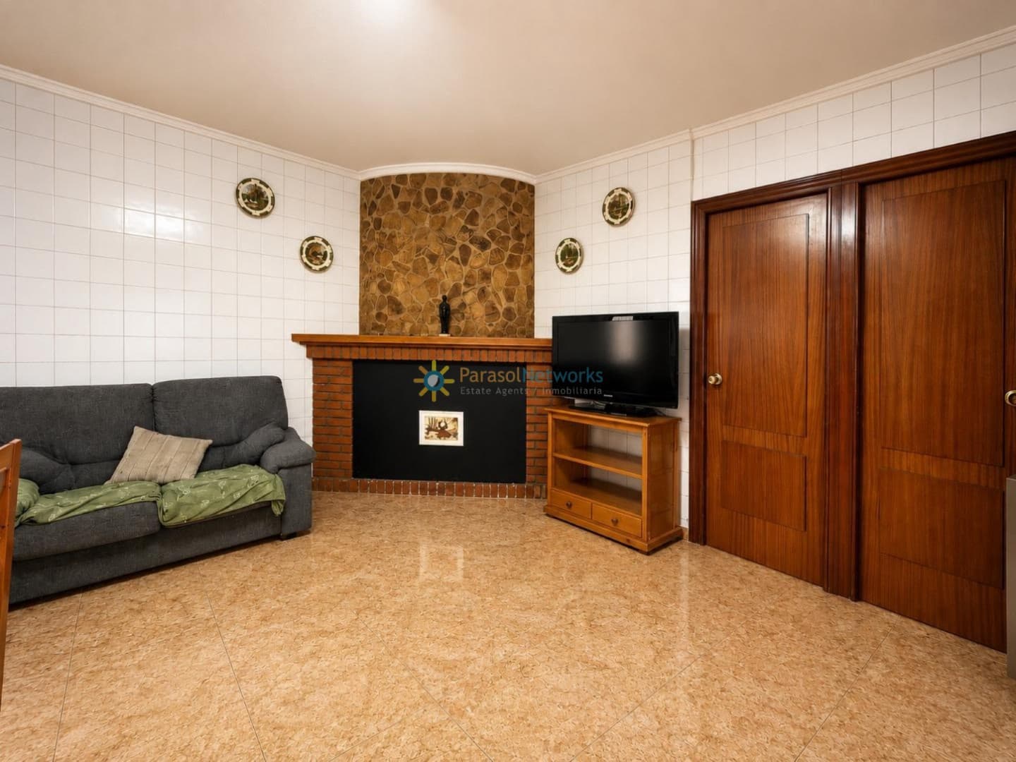 5 Zimmer Villa zu verkaufen in Ontinyent mit Pool Garage - 295.000 € (Ref: 9996015)