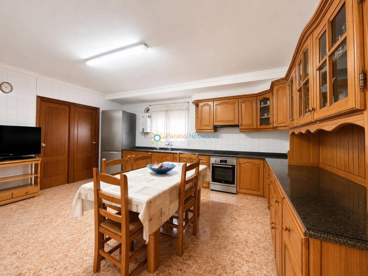5 Zimmer Villa zu verkaufen in Ontinyent mit Pool Garage - 295.000 € (Ref: 9996015)
