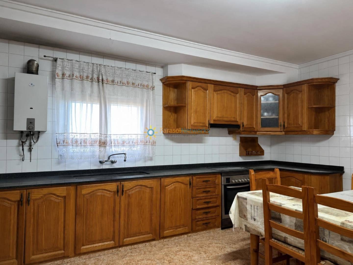 5 Zimmer Villa zu verkaufen in Ontinyent mit Pool Garage - 295.000 € (Ref: 9996015)